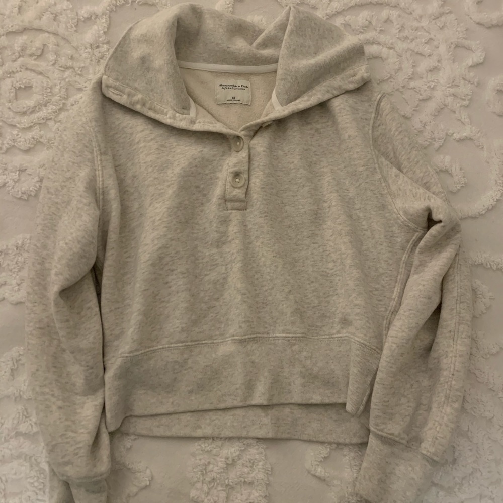 Abercrombie Henley super soft sweatshirt - Picture 3 of 4
